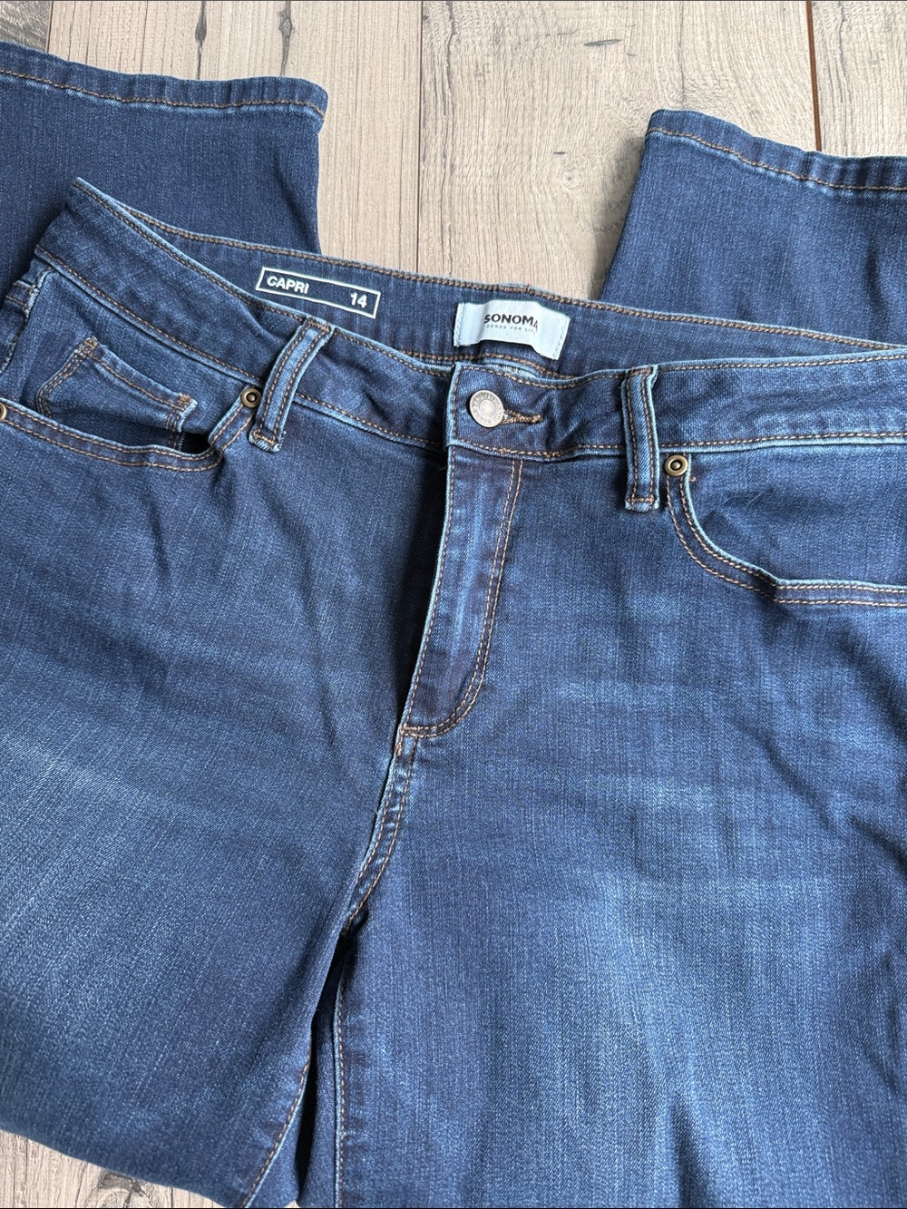 Sonoma Dark Blue Capri stretch Jeans - Women's 14